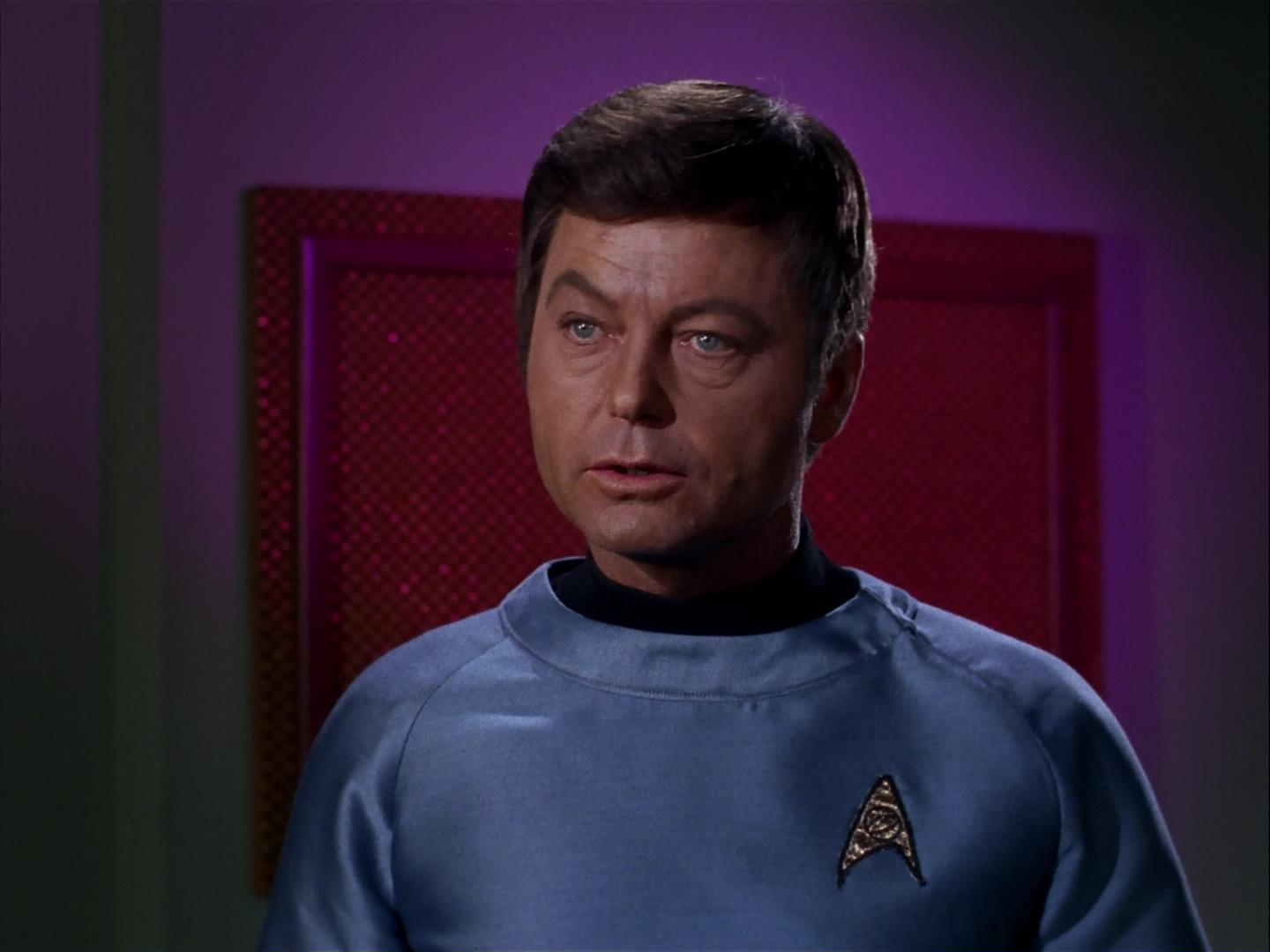 ariane179254_StarTrek_3x09_TheTholianWeb_2091.jpg