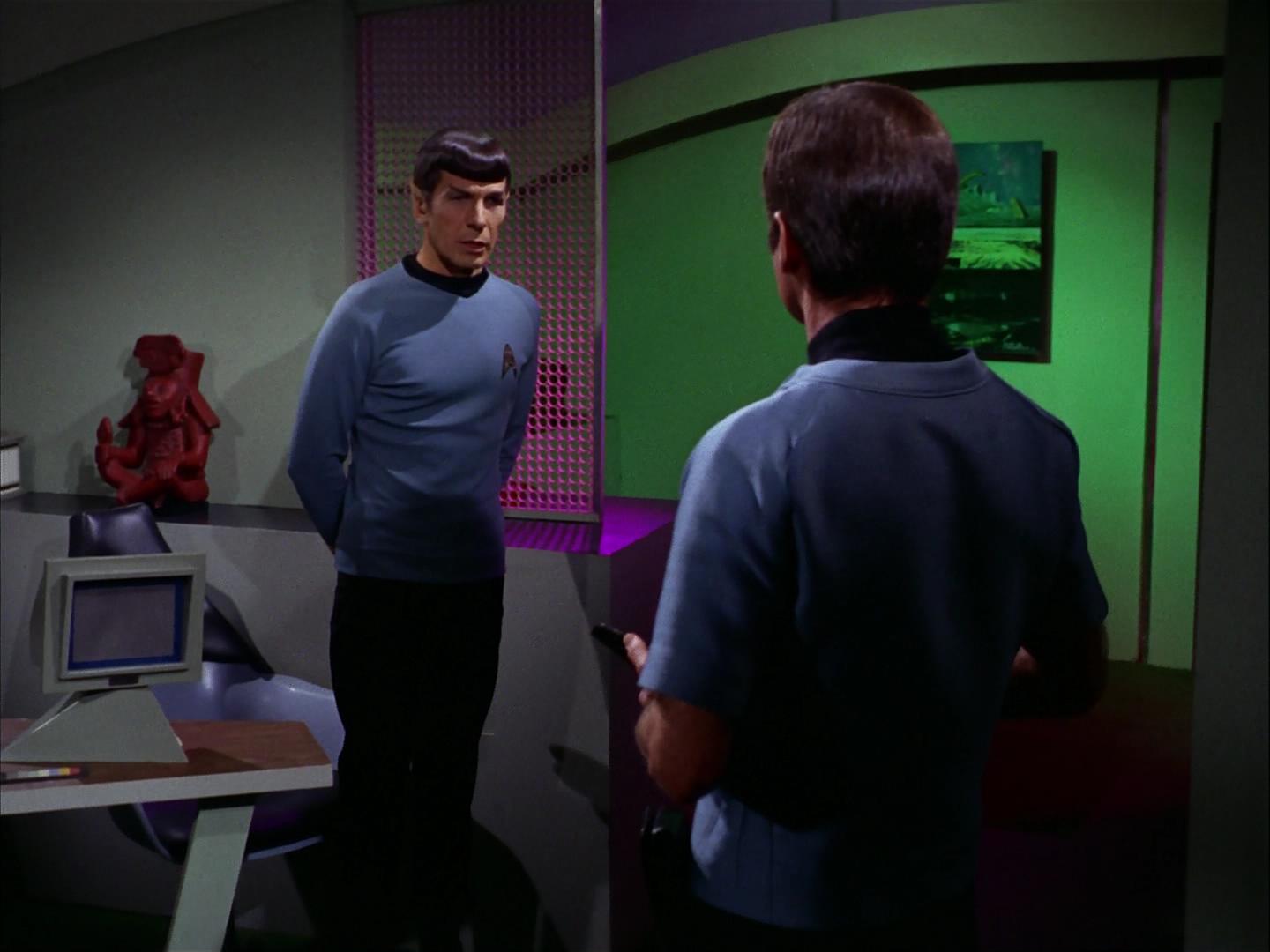 ariane179254_StarTrek_3x09_TheTholianWeb_2092.jpg