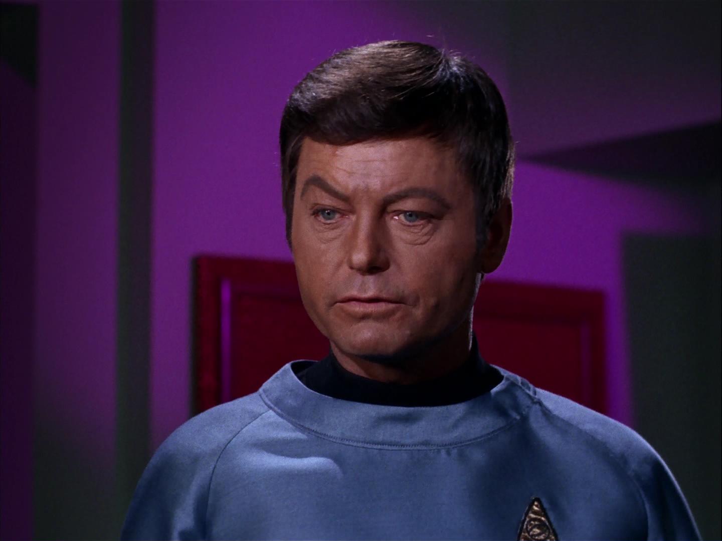 ariane179254_StarTrek_3x09_TheTholianWeb_2100.jpg