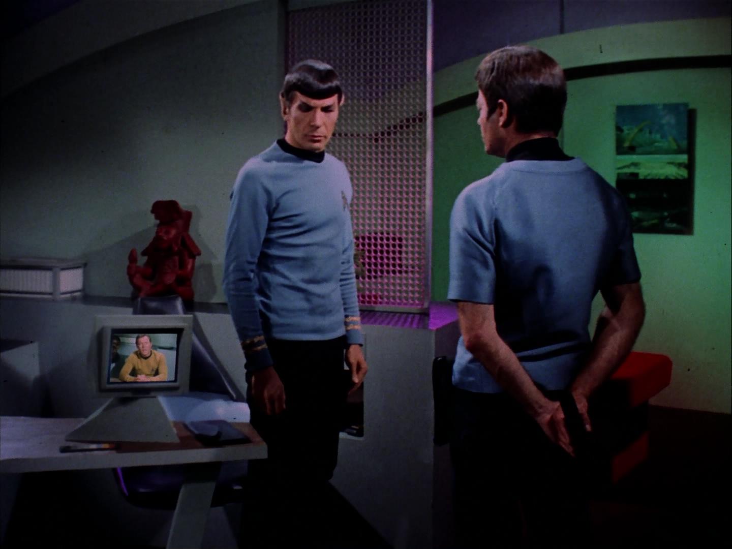 ariane179254_StarTrek_3x09_TheTholianWeb_2167.jpg