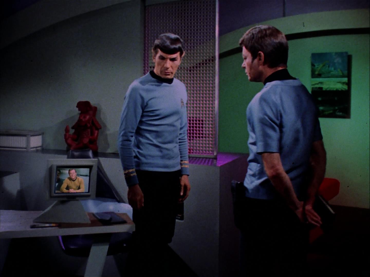 ariane179254_StarTrek_3x09_TheTholianWeb_2168.jpg