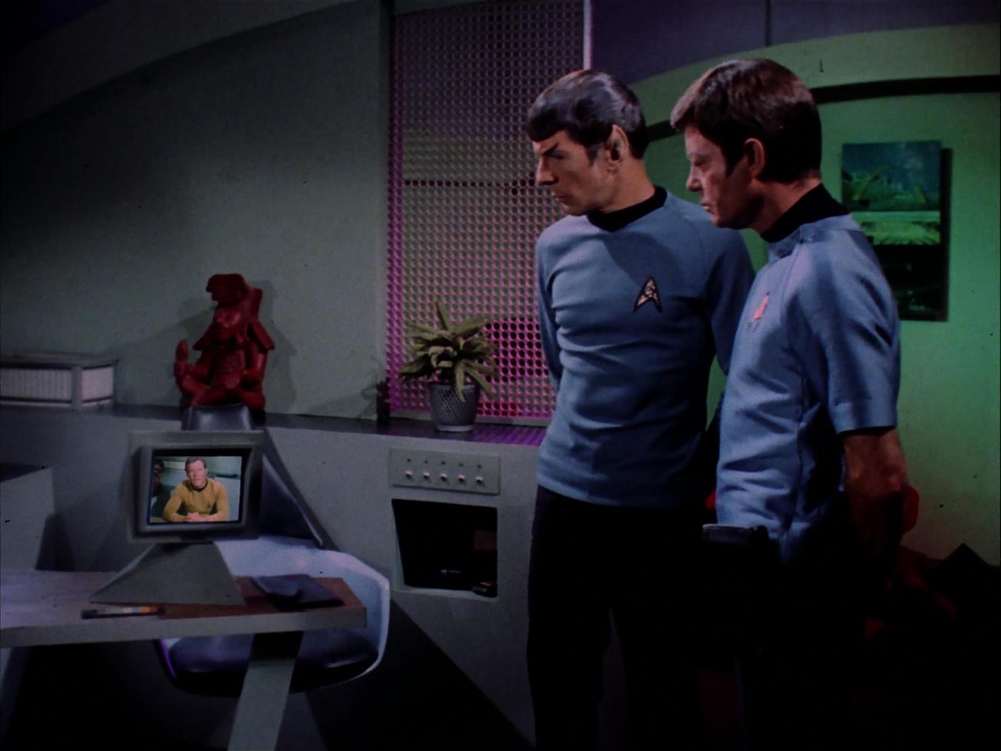 ariane179254_StarTrek_3x09_TheTholianWeb_2171.jpg
