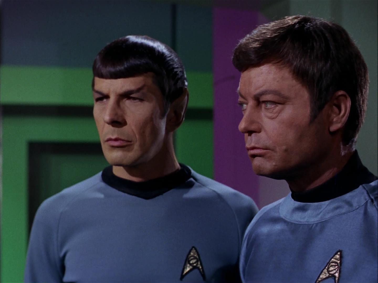 ariane179254_StarTrek_3x09_TheTholianWeb_2177.jpg