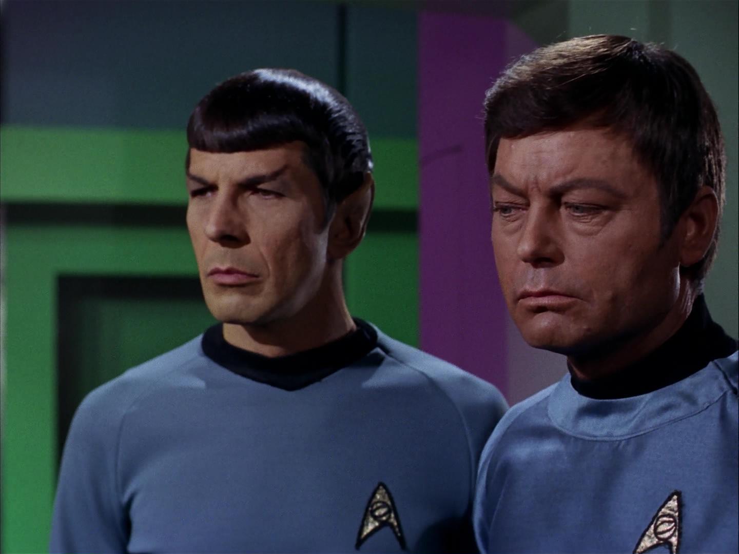 ariane179254_StarTrek_3x09_TheTholianWeb_2221.jpg
