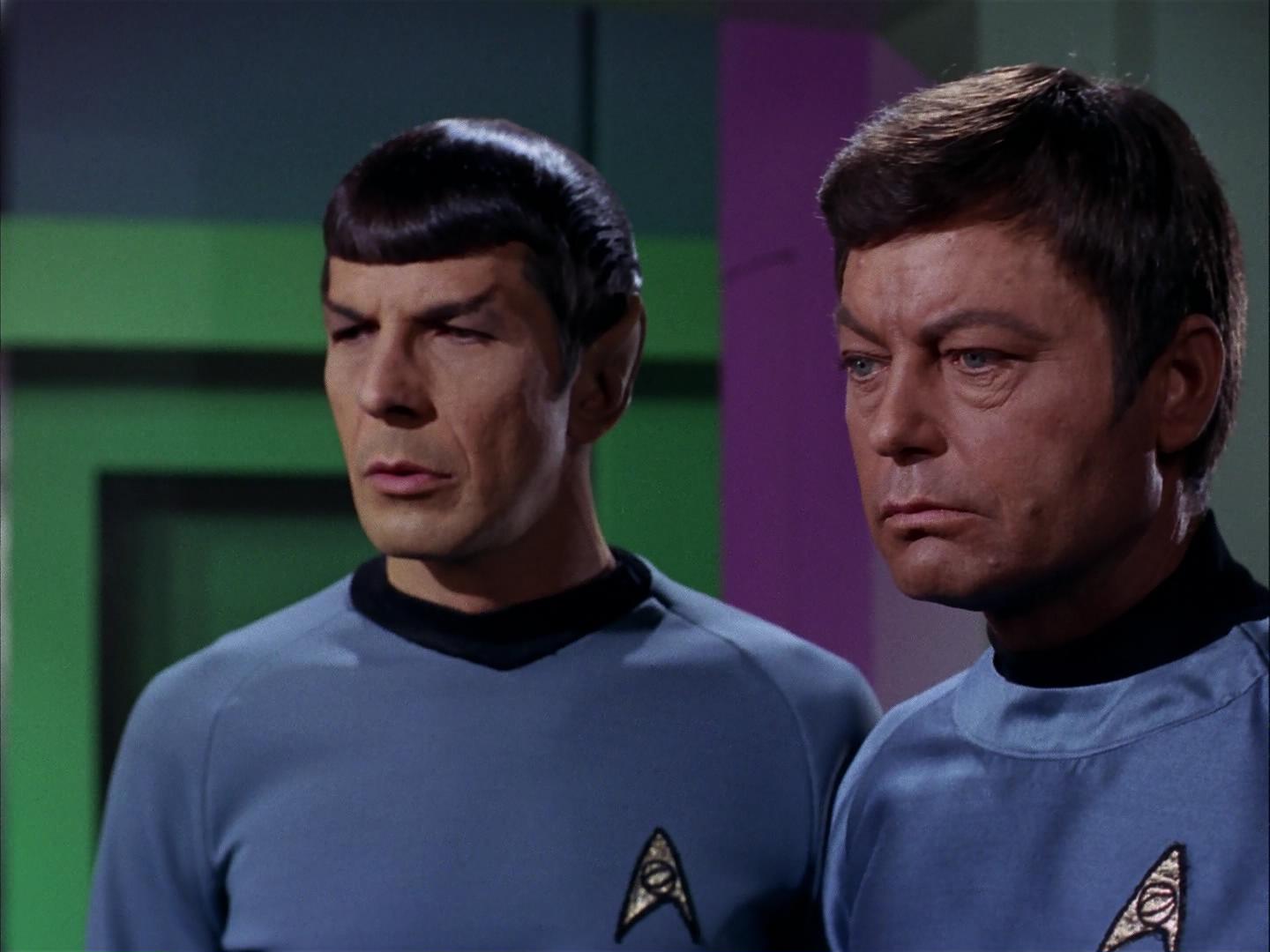 ariane179254_StarTrek_3x09_TheTholianWeb_2246.jpg