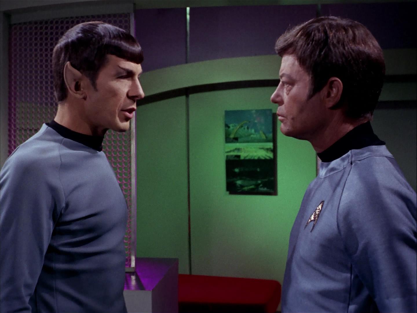 ariane179254_StarTrek_3x09_TheTholianWeb_2322.jpg