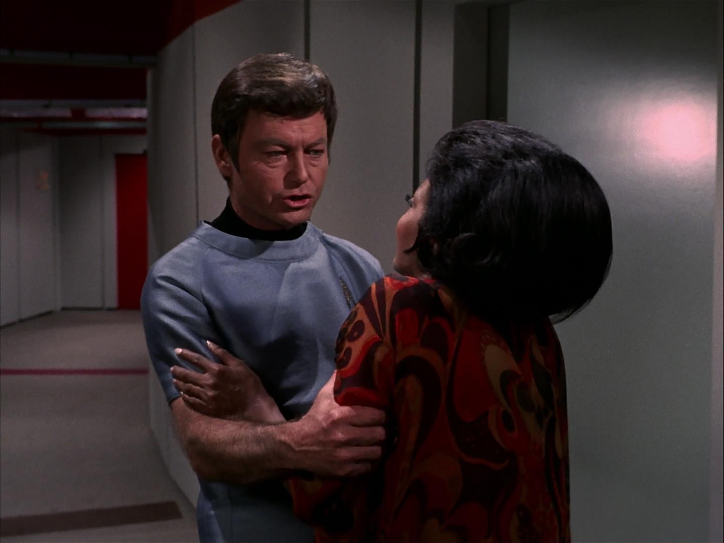 ariane179254_StarTrek_3x09_TheTholianWeb_2407.jpg