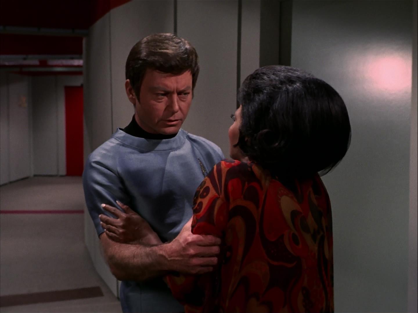 ariane179254_StarTrek_3x09_TheTholianWeb_2413.jpg