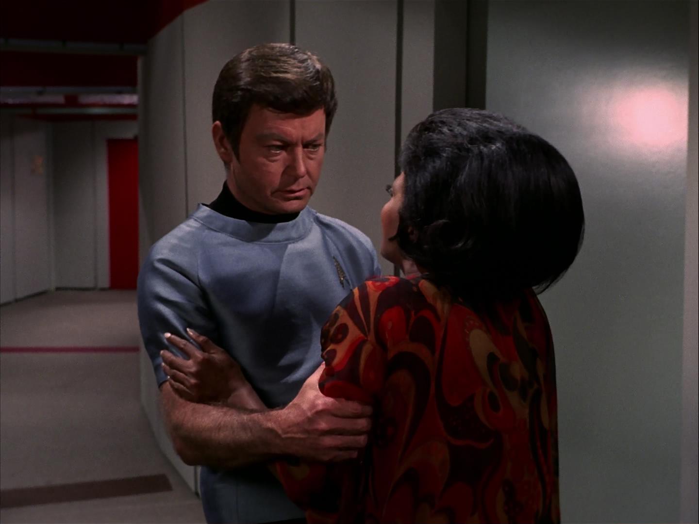 ariane179254_StarTrek_3x09_TheTholianWeb_2419.jpg