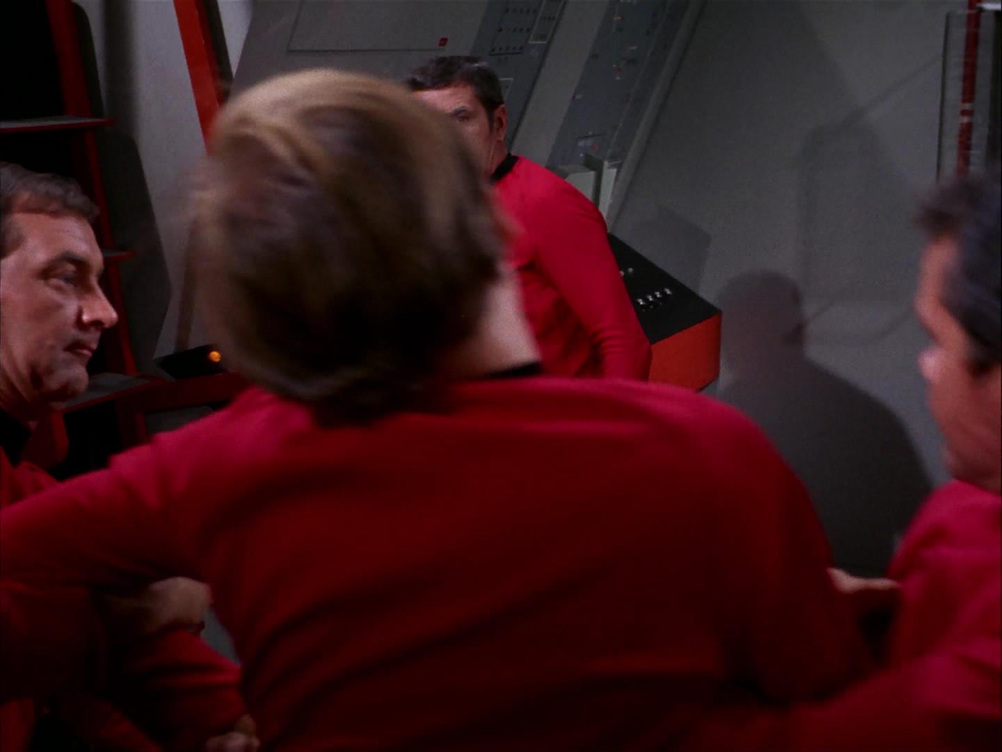 ariane179254_StarTrek_3x09_TheTholianWeb_2478.jpg
