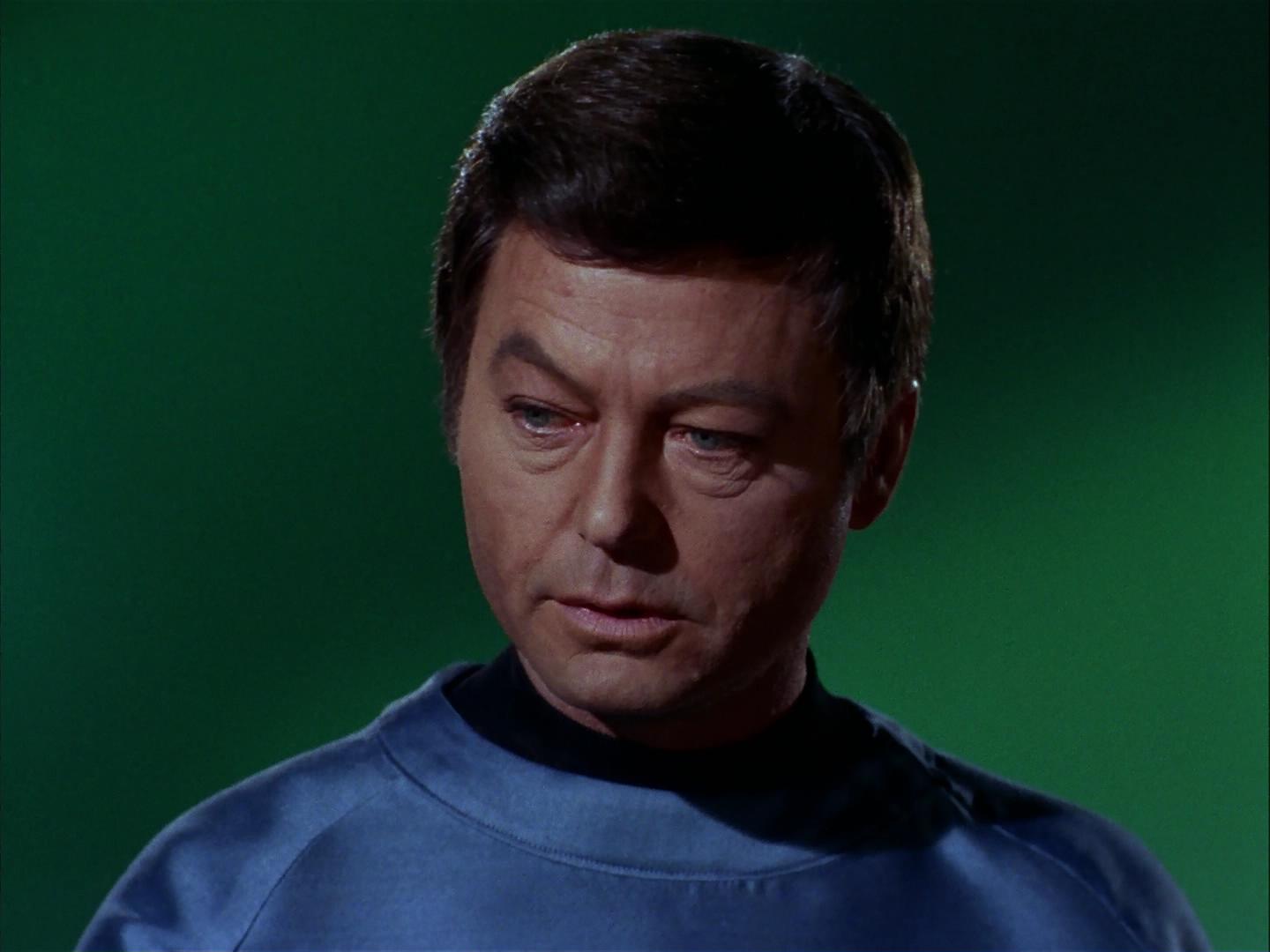 ariane179254_StarTrek_3x09_TheTholianWeb_2608.jpg