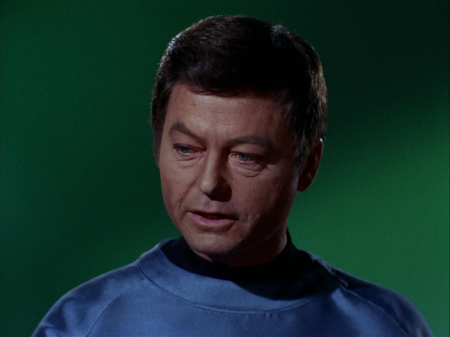 ariane179254_StarTrek_3x09_TheTholianWeb_2612.jpg