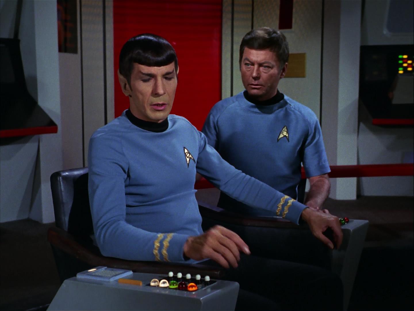 ariane179254_StarTrek_3x09_TheTholianWeb_2682.jpg