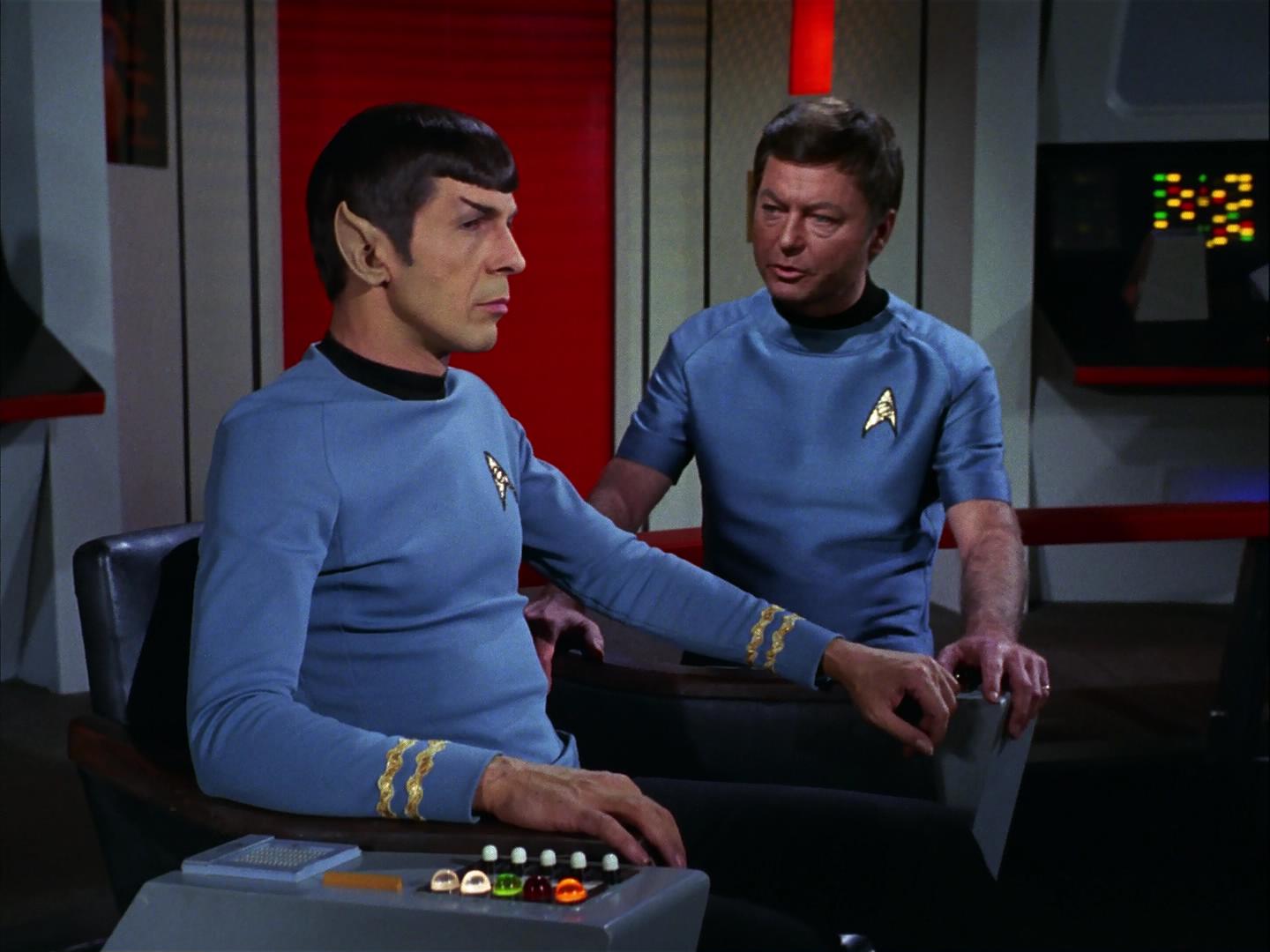 ariane179254_StarTrek_3x09_TheTholianWeb_2702.jpg