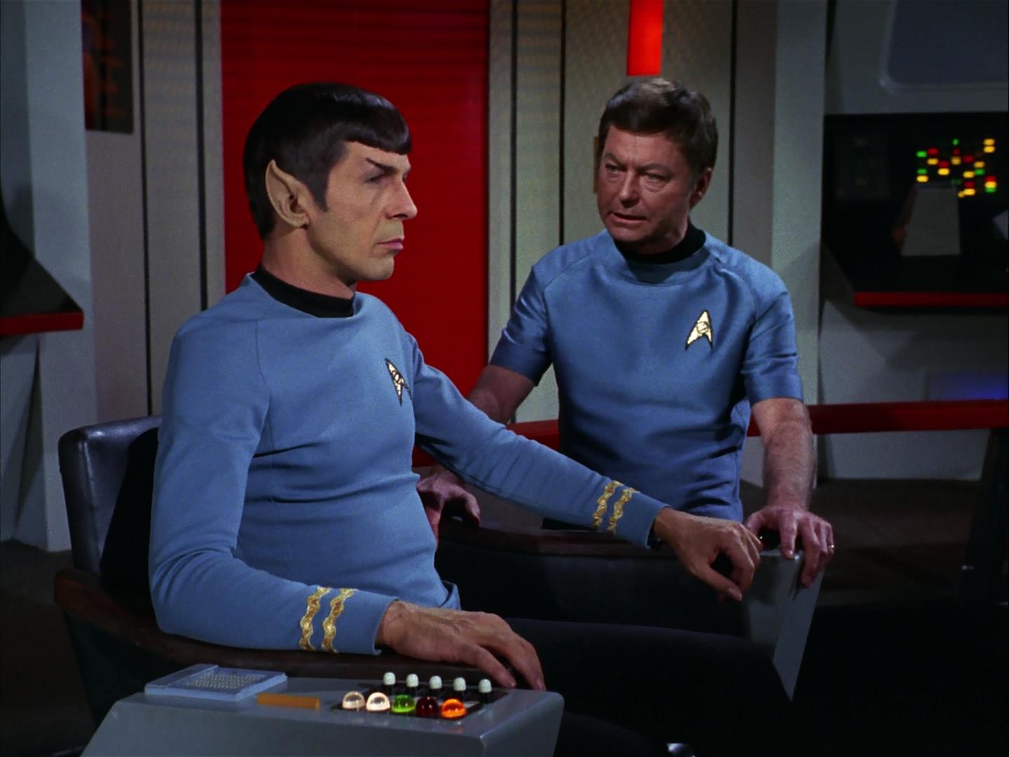 ariane179254_StarTrek_3x09_TheTholianWeb_2704.jpg