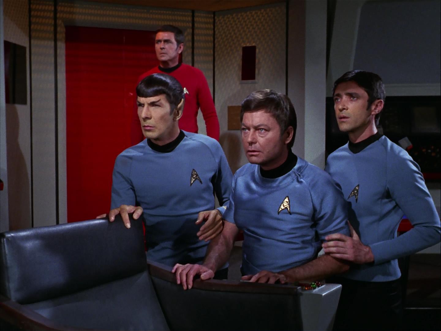 ariane179254_StarTrek_3x09_TheTholianWeb_2799.jpg