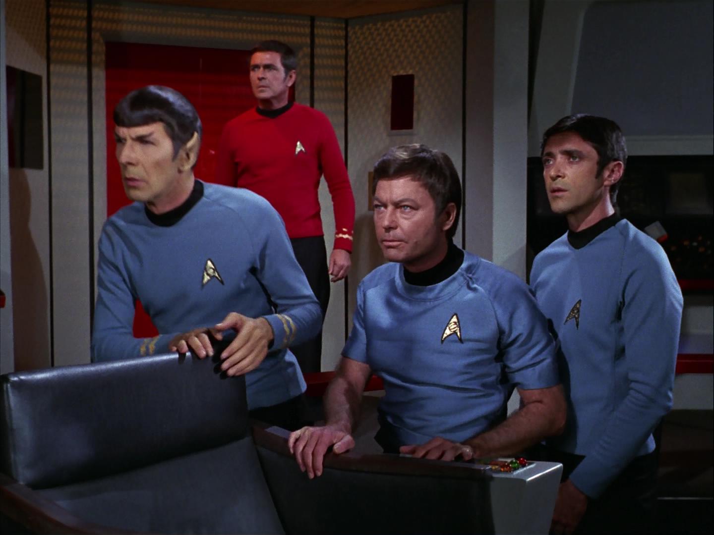 ariane179254_StarTrek_3x09_TheTholianWeb_2801.jpg