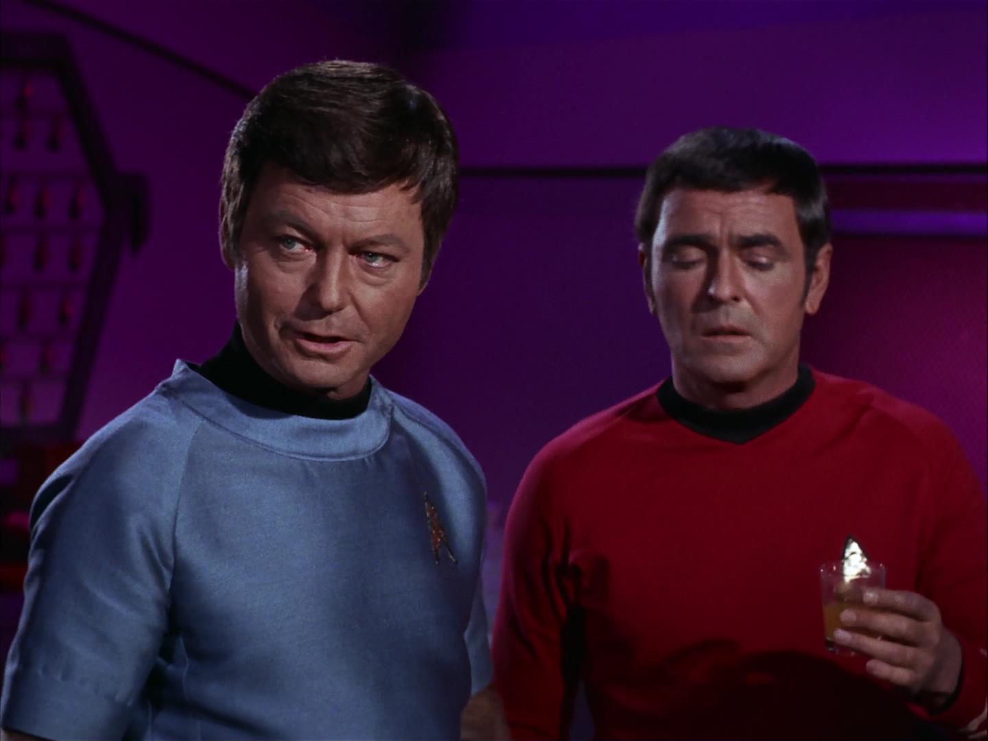 ariane179254_StarTrek_3x09_TheTholianWeb_2972.jpg