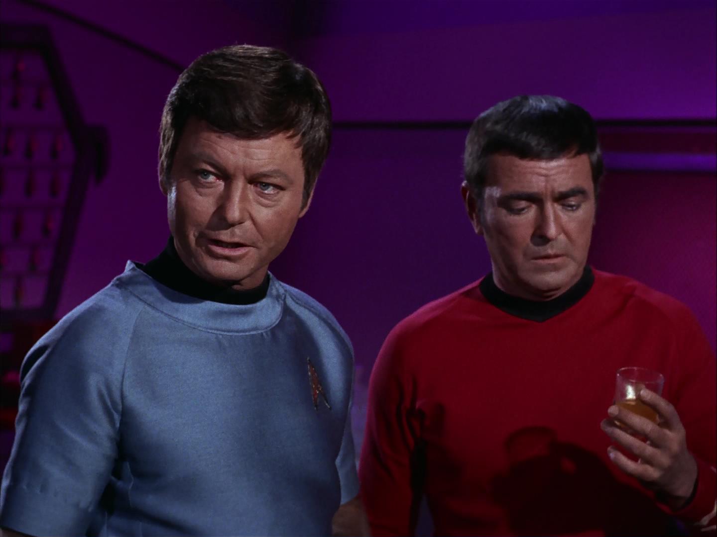 ariane179254_StarTrek_3x09_TheTholianWeb_2973.jpg