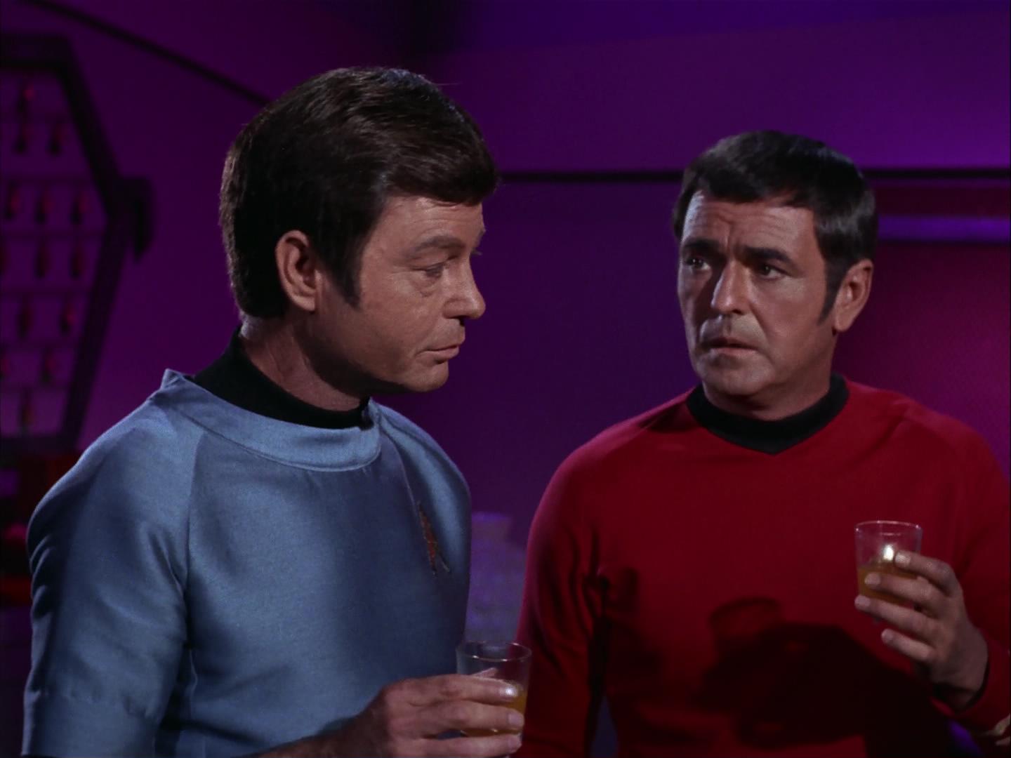 ariane179254_StarTrek_3x09_TheTholianWeb_2980.jpg