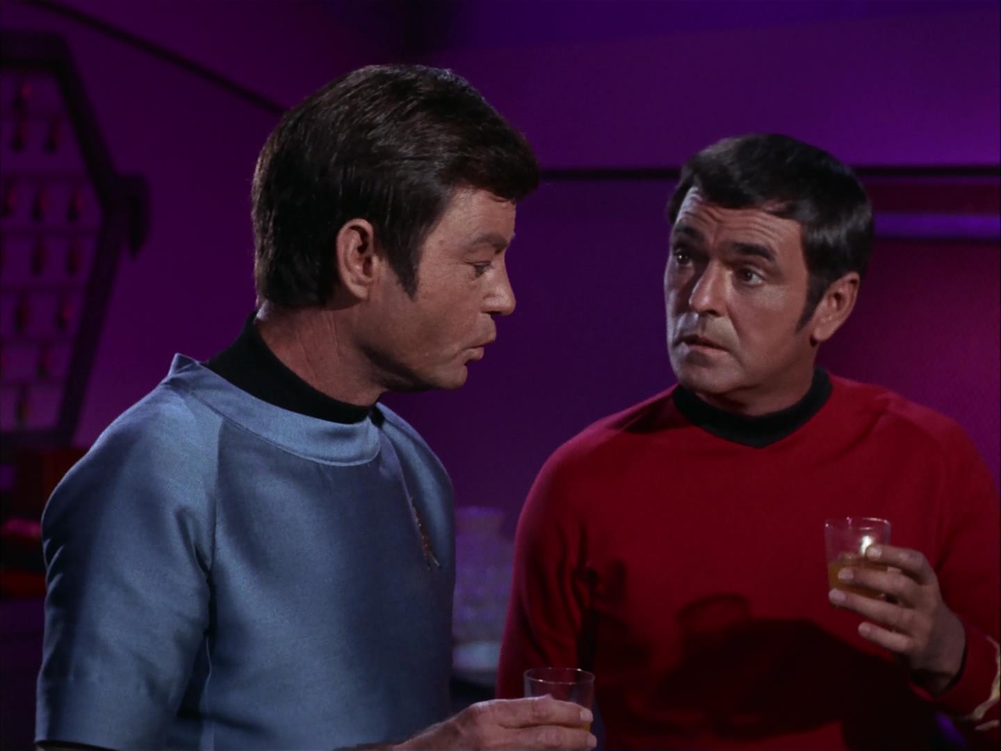 ariane179254_StarTrek_3x09_TheTholianWeb_2984.jpg
