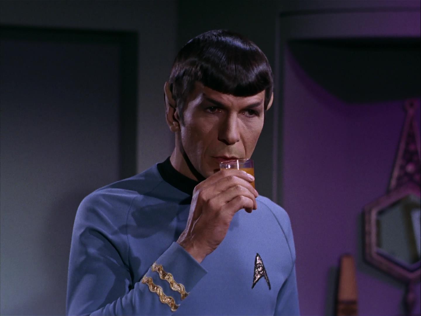 ariane179254_StarTrek_3x09_TheTholianWeb_3033.jpg