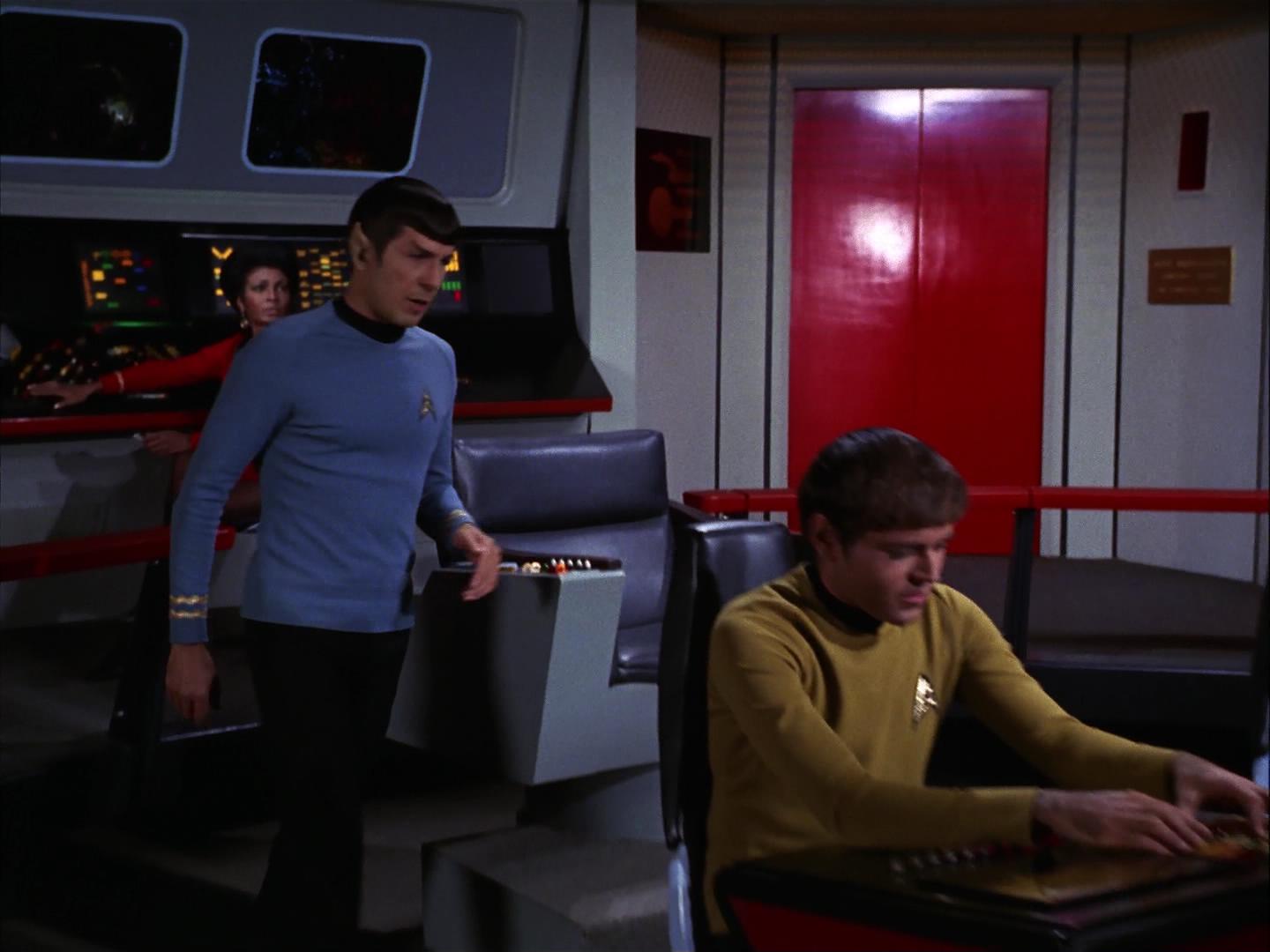 ariane179254_StarTrek_3x09_TheTholianWeb_3044.jpg