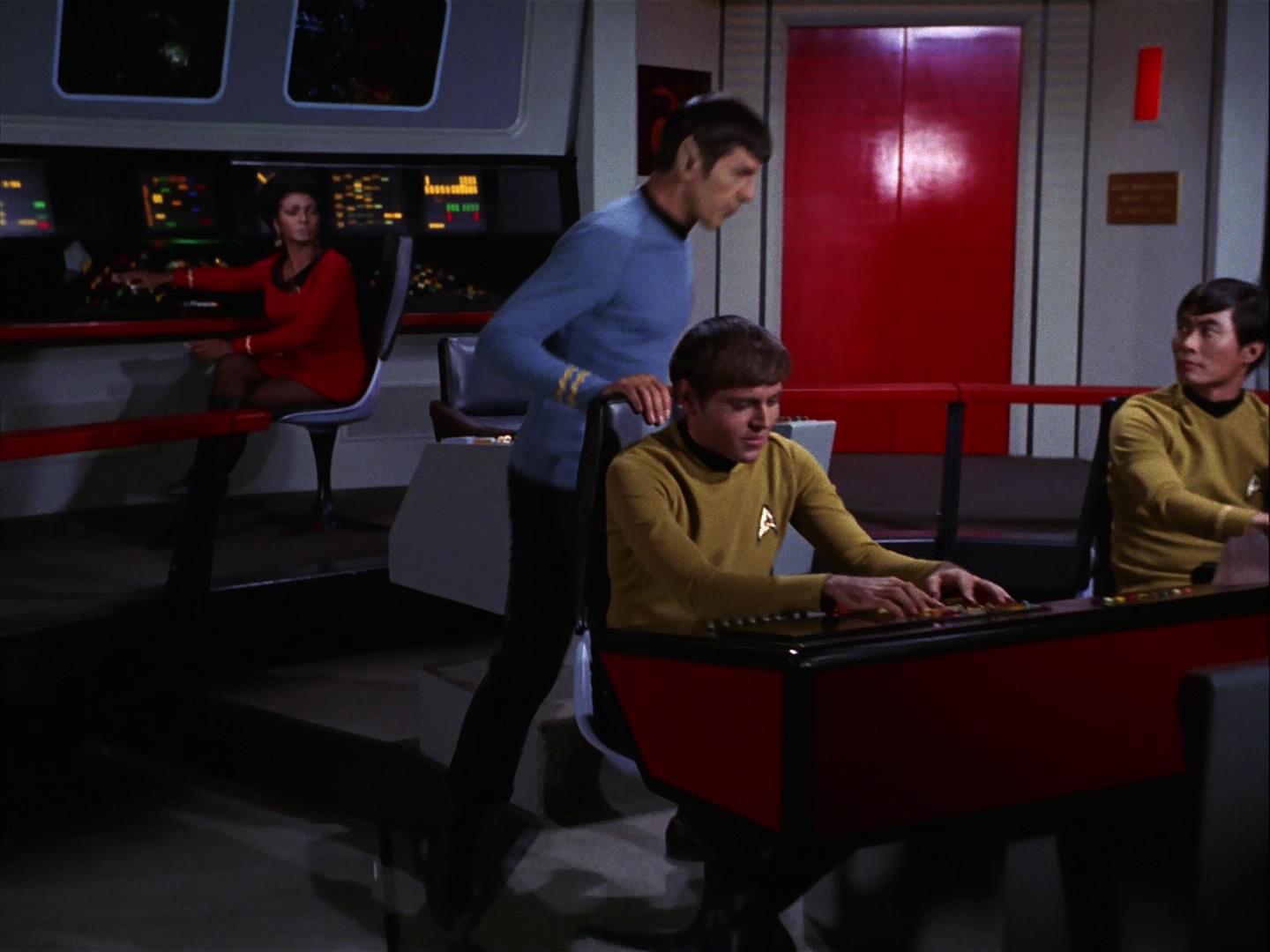 ariane179254_StarTrek_3x09_TheTholianWeb_3045.jpg