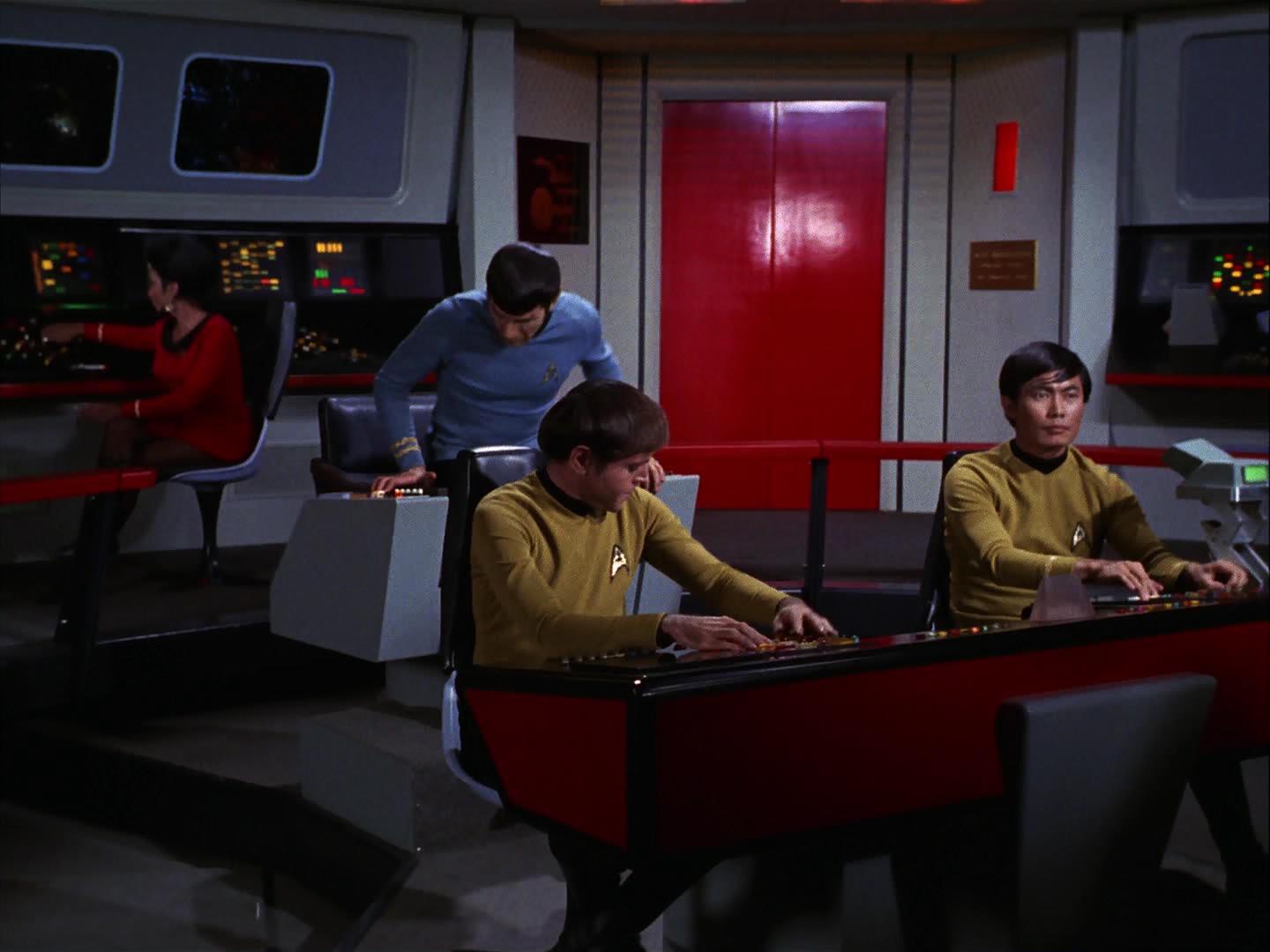 ariane179254_StarTrek_3x09_TheTholianWeb_3061.jpg