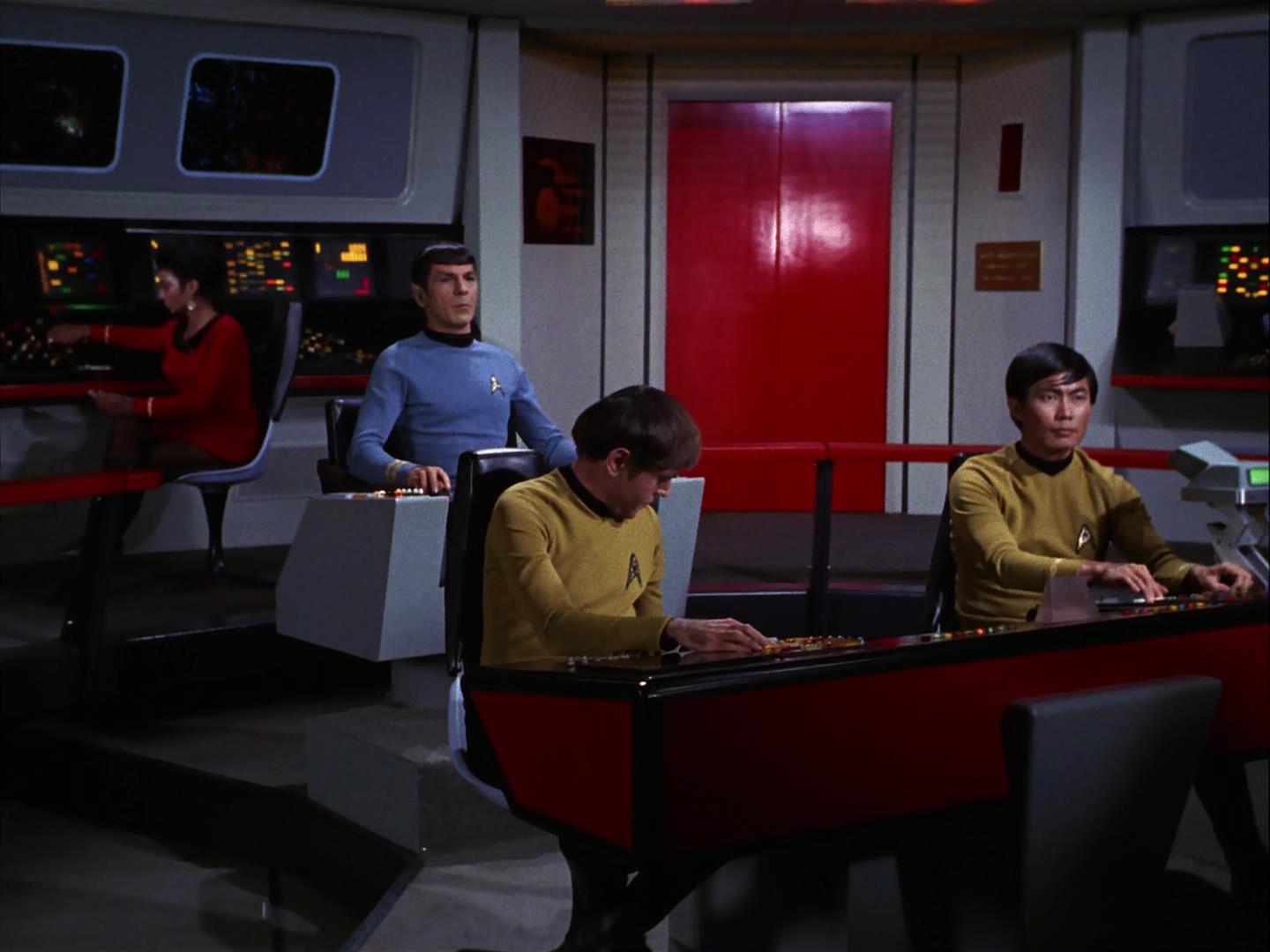 ariane179254_StarTrek_3x09_TheTholianWeb_3062.jpg