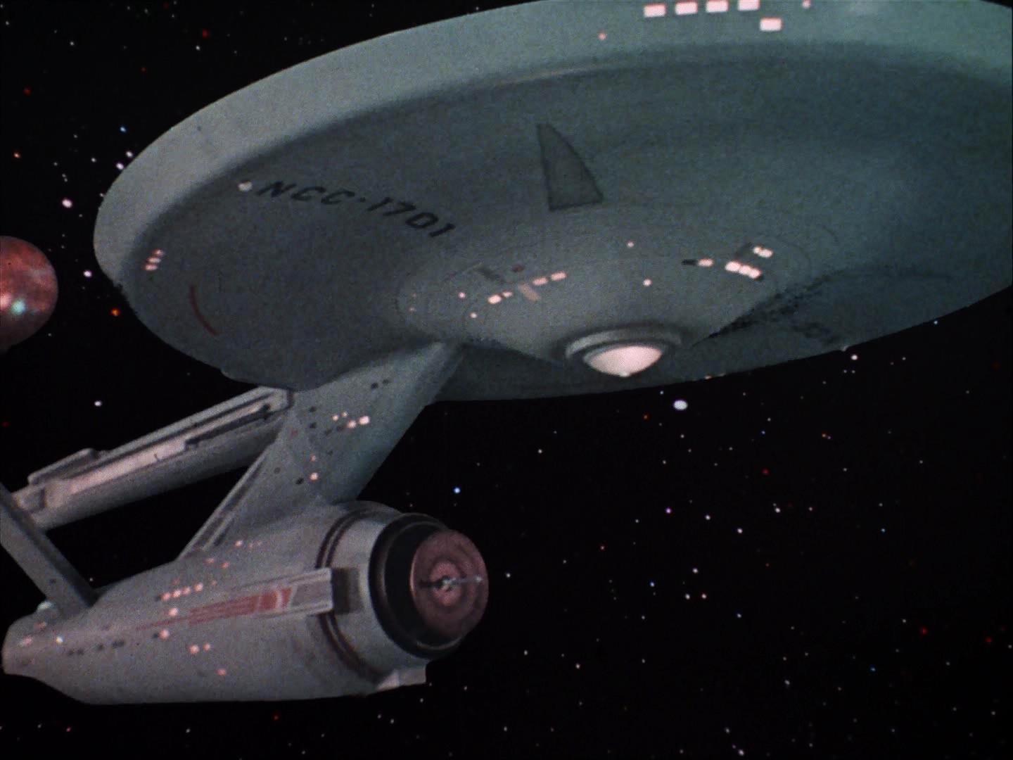 ariane179254_StarTrek_3x09_TheTholianWeb_3136.jpg