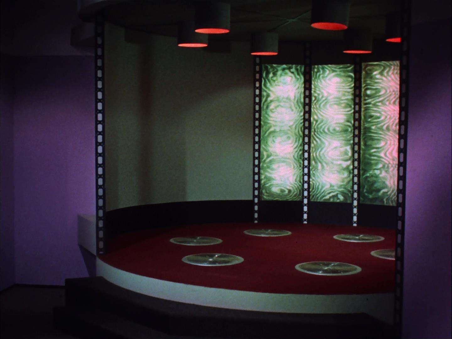 ariane179254_StarTrek_3x09_TheTholianWeb_3228.jpg
