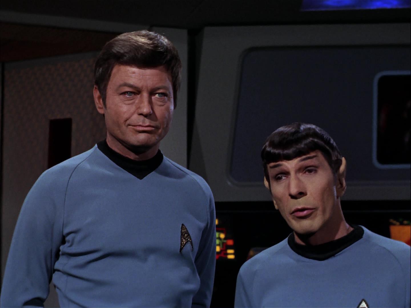 ariane179254_StarTrek_3x09_TheTholianWeb_3289.jpg