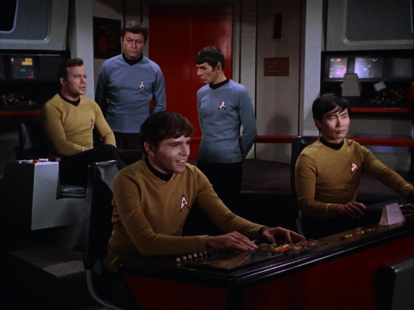 ariane179254_StarTrek_3x09_TheTholianWeb_3368.jpg
