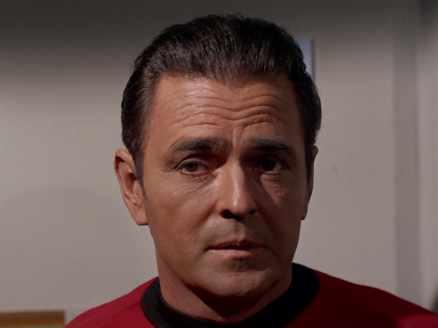 ariane179254_StarTrek_3x13_ElaanOfTroyius_0041.jpg