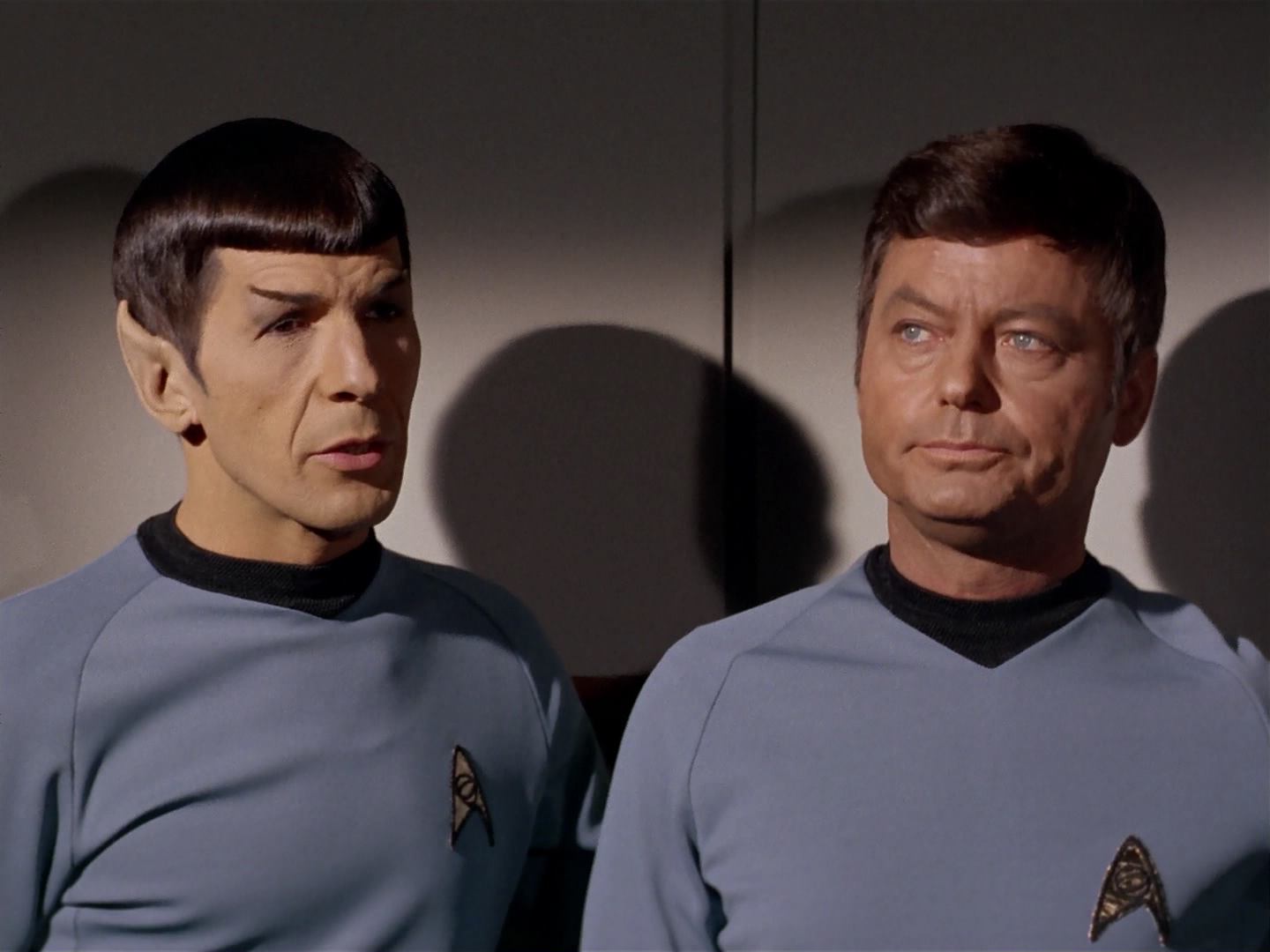 ariane179254_StarTrek_3x13_ElaanOfTroyius_0065.jpg