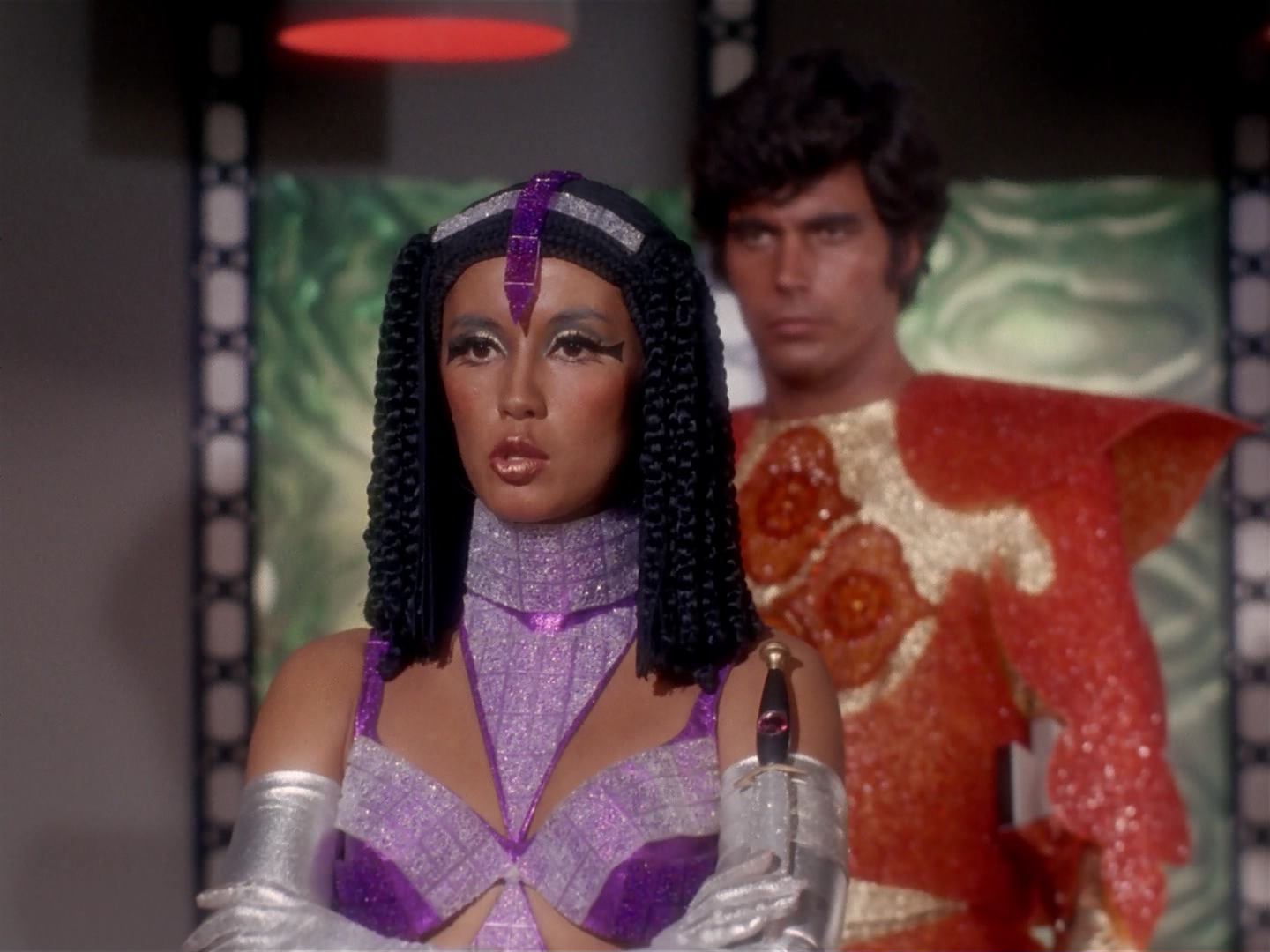 ariane179254_StarTrek_3x13_ElaanOfTroyius_0314.jpg