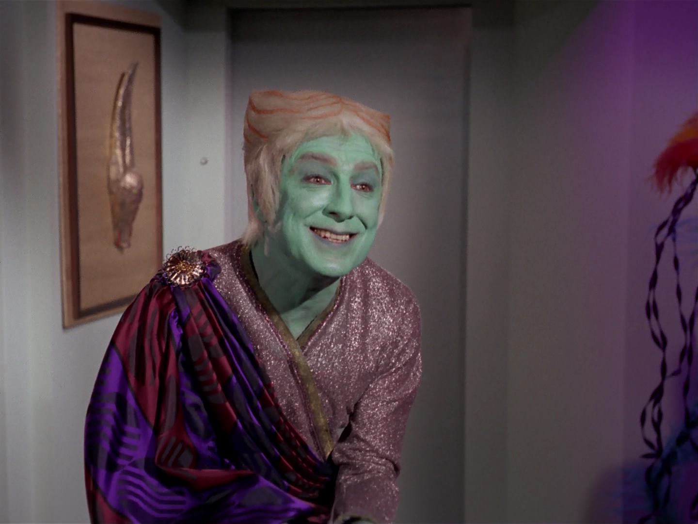 ariane179254_StarTrek_3x13_ElaanOfTroyius_0521.jpg