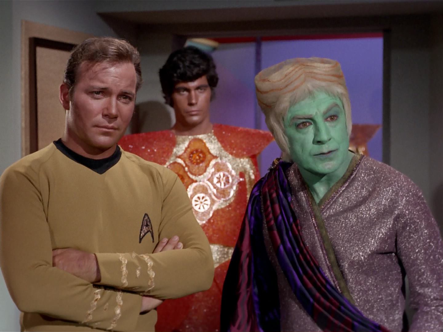 ariane179254_StarTrek_3x13_ElaanOfTroyius_0619.jpg