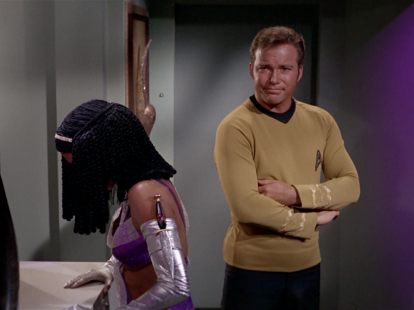 ariane179254_StarTrek_3x13_ElaanOfTroyius_0645.jpg