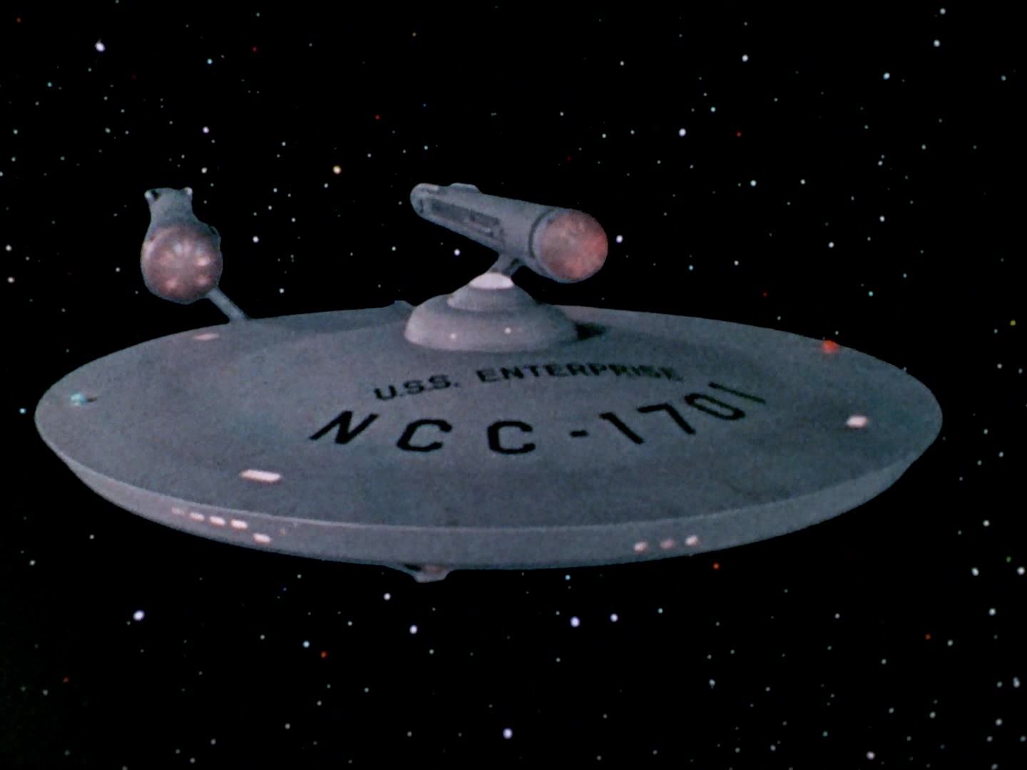 ariane179254_StarTrek_3x13_ElaanOfTroyius_0750.jpg