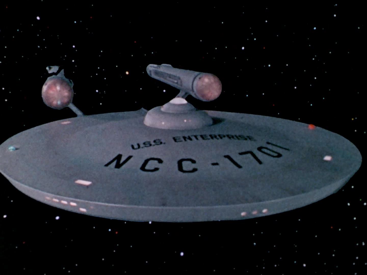 ariane179254_StarTrek_3x13_ElaanOfTroyius_0751.jpg