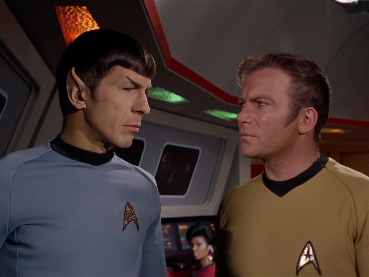 ariane179254_StarTrek_3x13_ElaanOfTroyius_0767.jpg