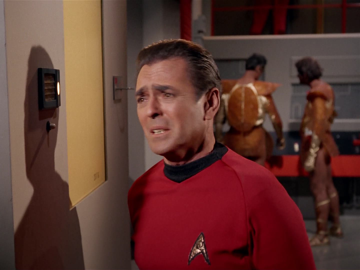 ariane179254_StarTrek_3x13_ElaanOfTroyius_0794.jpg