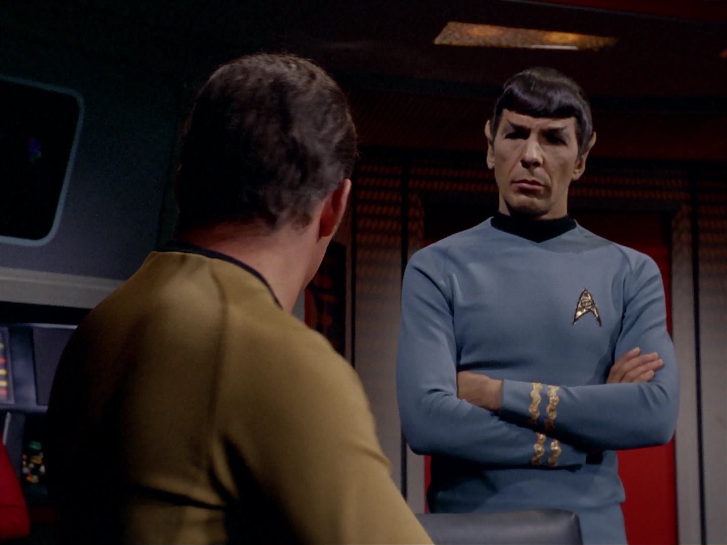 ariane179254_StarTrek_3x13_ElaanOfTroyius_2576.jpg