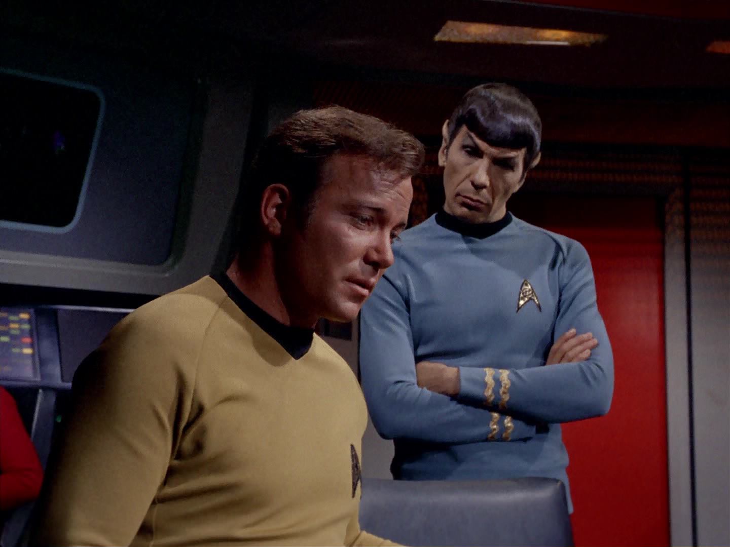 ariane179254_StarTrek_3x13_ElaanOfTroyius_2614.jpg
