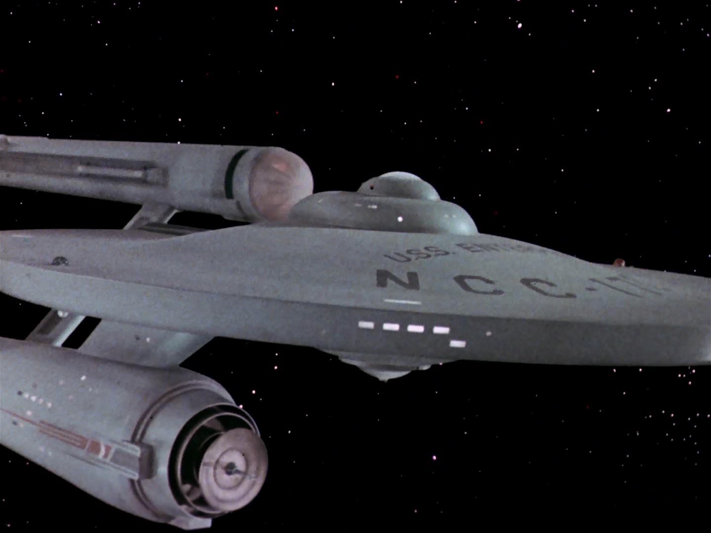 ariane179254_StarTrek_3x13_ElaanOfTroyius_2693.jpg