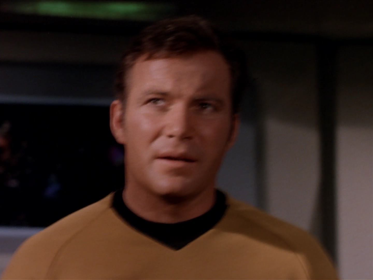 ariane179254_StarTrek_3x13_ElaanOfTroyius_2698.jpg