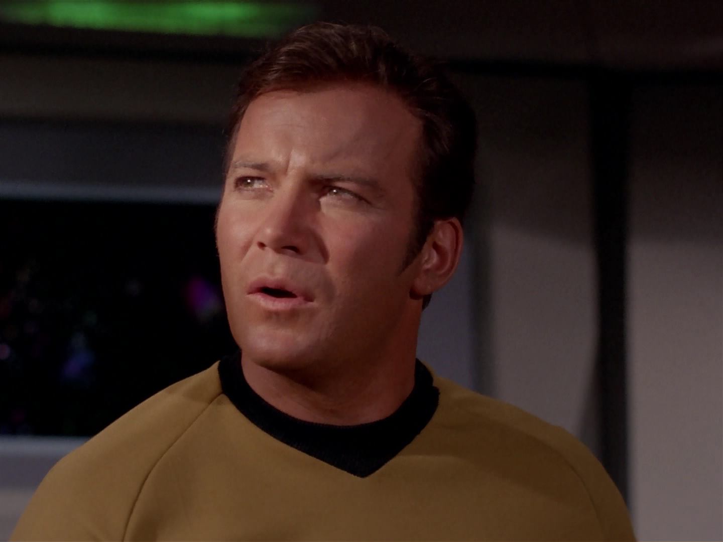 ariane179254_StarTrek_3x13_ElaanOfTroyius_2726.jpg