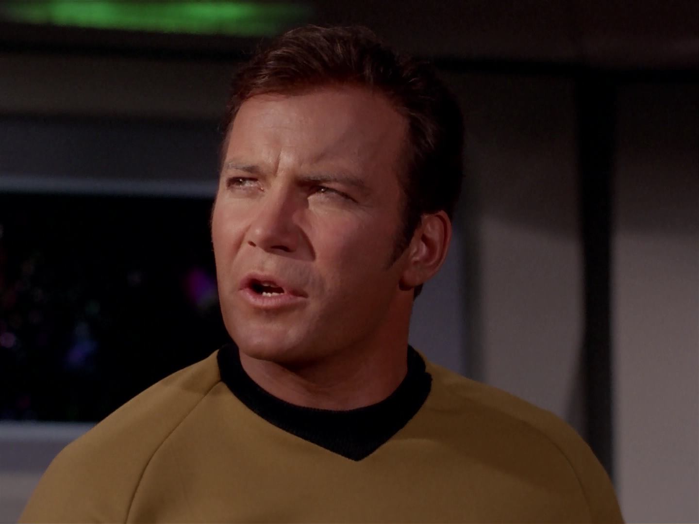 ariane179254_StarTrek_3x13_ElaanOfTroyius_2727.jpg